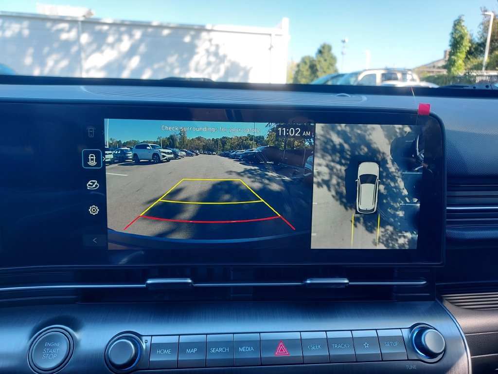 Used 2024 Hyundai Kona Limited AWD/4WD image 17