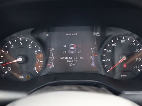 New 2026 Jeep Compass Latitude image 15