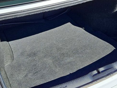 Used 2022 Chrysler 300 Touring L image 11