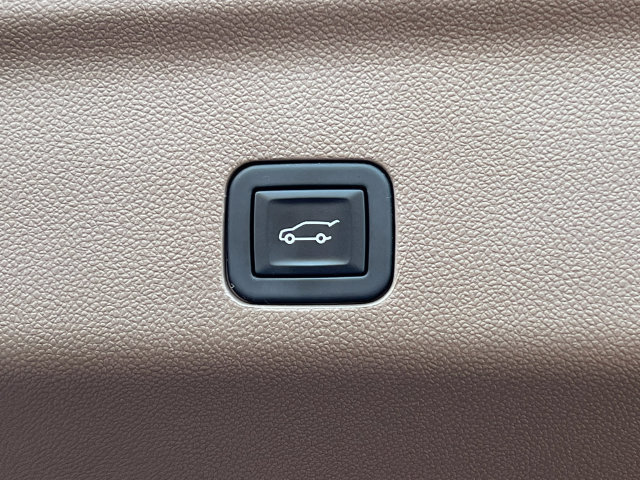 Used 2024 GMC Yukon Denali AWD/4WD image 45