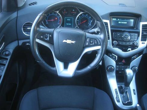 Used 2014 Chevrolet Cruze LT FWD image 13