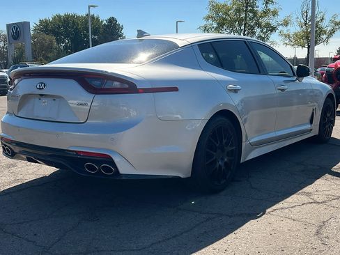 Used 2018 Kia Stinger AWD/4WD image 5