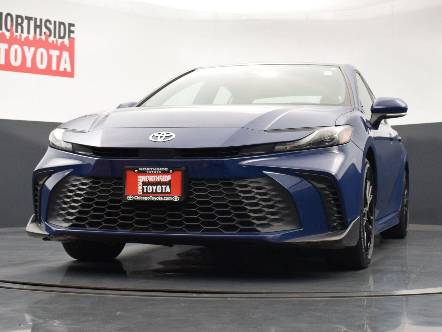 Used 2025 Toyota Camry SE FWD image 30
