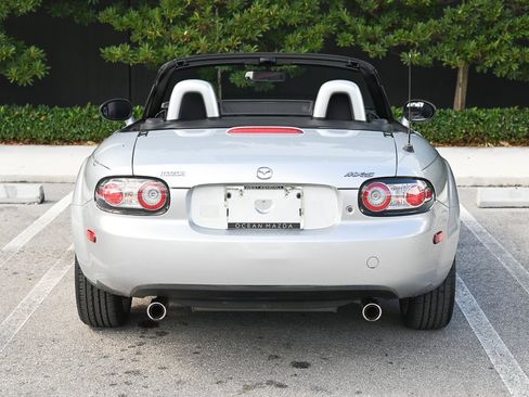 Used 2008 MAZDA MX-5 Miata Touring image 5