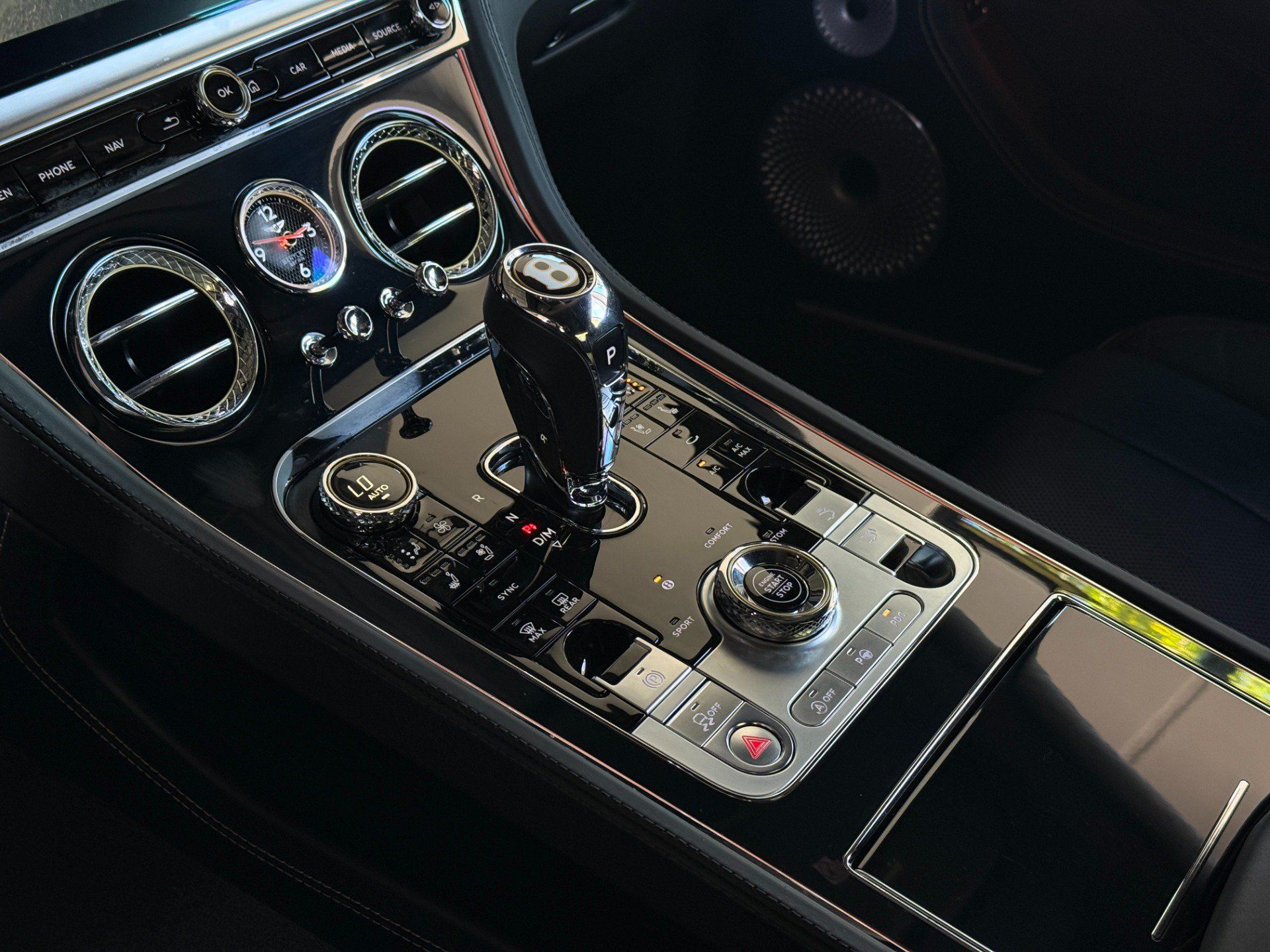 Used 2020 Bentley Continental GT V8 AWD/4WD image 36