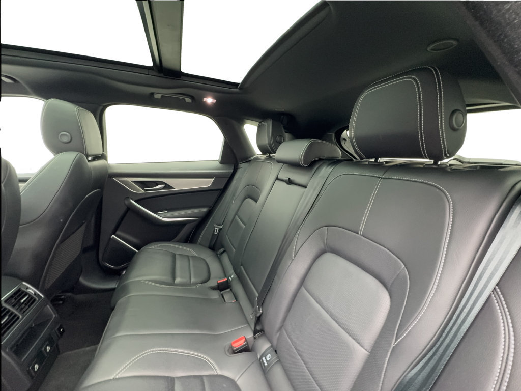 Used 2025 Jaguar F-PACE R-Dynamic S AWD/4WD image 27