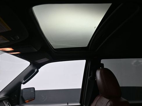 Used 2014 Ford Expedition King Ranch image 3