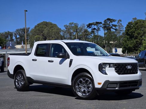 New 2026 Ford Maverick XLT FWD image 2