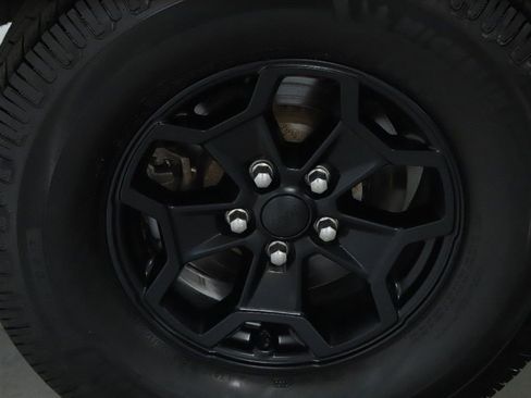 Used 2020 Jeep Gladiator Rubicon image 12