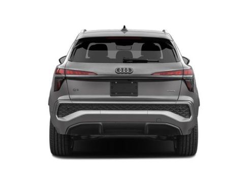 New 2026 Audi Q3 quattro 2.0T AWD/4WD image 8