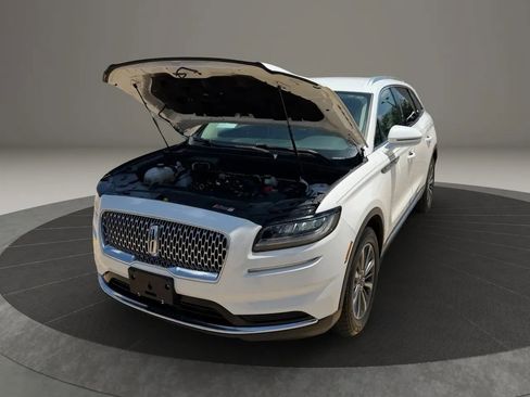 Used 2021 Lincoln Nautilus FWD w/ Equipment Group 101A image 19