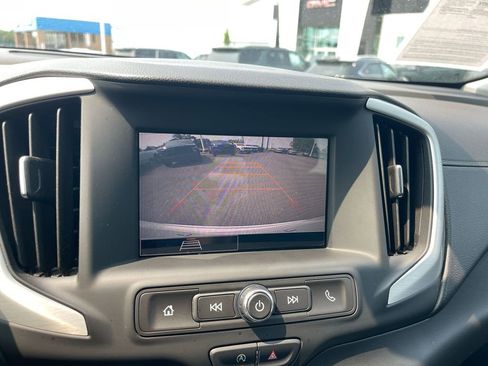 Used 2022 GMC Terrain SLE w/ Driver Convenience Package image 19