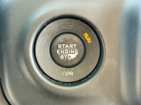 Used 2019 Jeep Wrangler Unlimited Rubicon AWD/4WD image 9