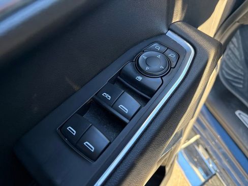 Used 2023 Chevrolet Silverado 1500 RST image 15