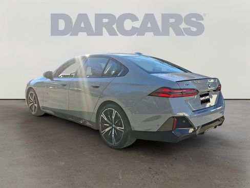 Used 2025 BMW 530i xDrive w/ M Sport Package image 4