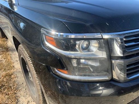 Used 2020 Chevrolet Suburban Premier w/ Premier Plus Edition image 7