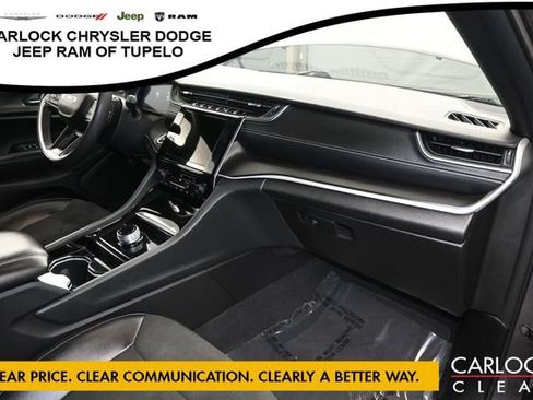 Used 2023 Jeep Grand Cherokee L Laredo AWD/4WD image 37