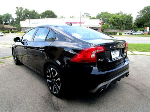 Used 2017 Volvo S60 T5 Dynamic AWD/4WD image 8