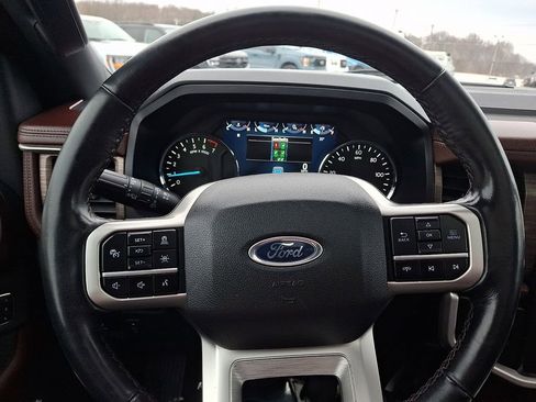 Used 2024 Ford Expedition Limited image 21