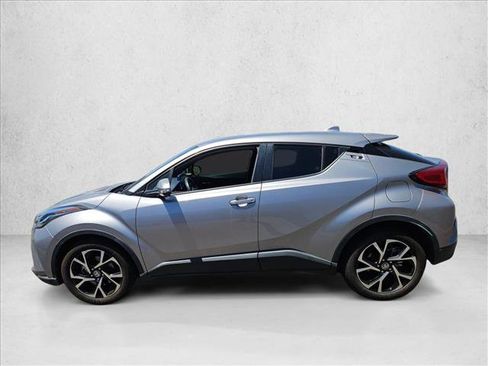 Used 2020 Toyota C-HR XLE FWD image 15