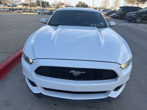 Used 2017 Ford Mustang Coupe image 6