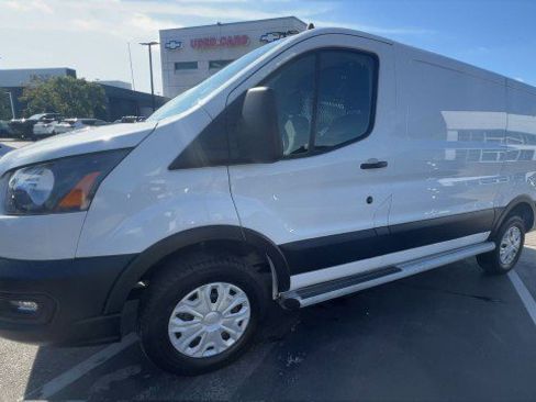 Used 2024 Ford Transit 250 Low Roof w/ Exterior Upgrade Package image 4