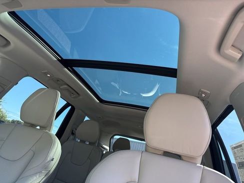 New 2026 Volvo XC90 B6 Ultra w/ Protection Package AWD/4WD image 11