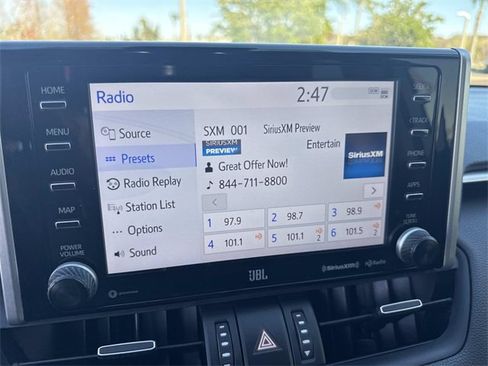 Used 2019 Toyota RAV4 Limited image 21