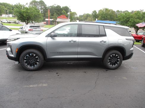 New 2026 Chevrolet Traverse Z71 w/ Driver Confidence Package image 6