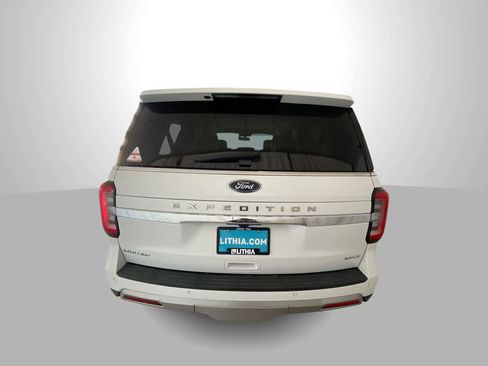 Used 2022 Ford Expedition Max Limited image 7