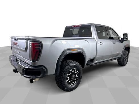 Used 2025 GMC Sierra 2500 AT4X AWD/4WD image 8