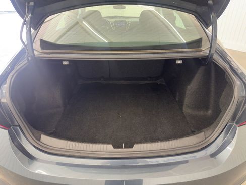 Used 2020 Chevrolet Malibu LT image 13