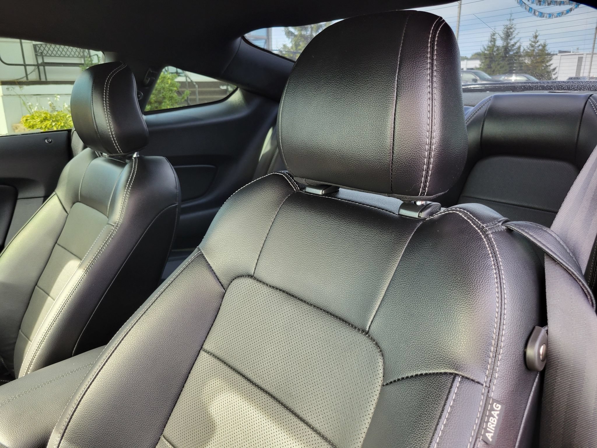 Used 2020 Ford Mustang GT Premium w/ Ford Safe & Smart Package RWD image 19
