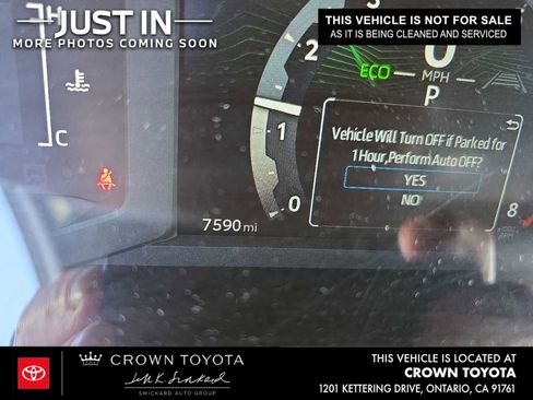 Used 2026 Toyota 4Runner SR5 AWD/4WD image 4