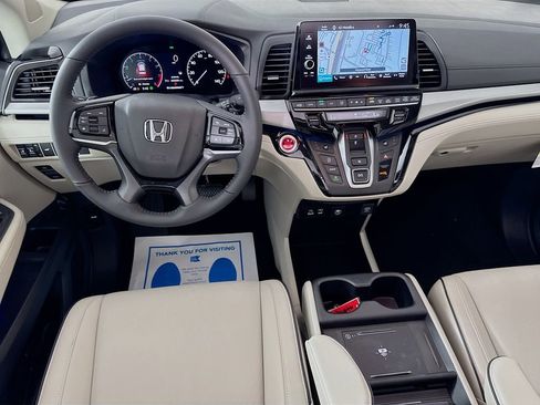 New 2026 Honda Odyssey Touring image 29