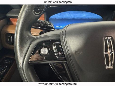 Used 2023 Lincoln Aviator Reserve w/ Equipment Group 201A AWD/4WD image 31