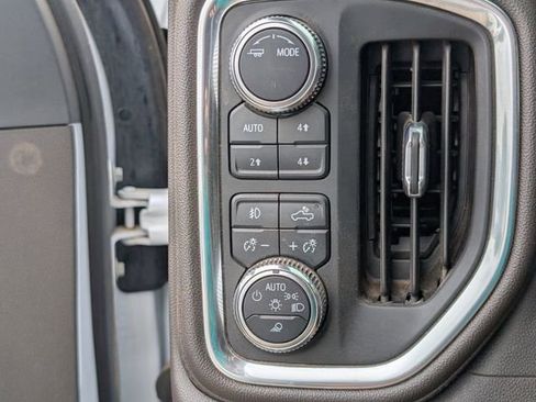 Used 2022 GMC Sierra 2500 Denali w/ Denali Ultimate Package image 25