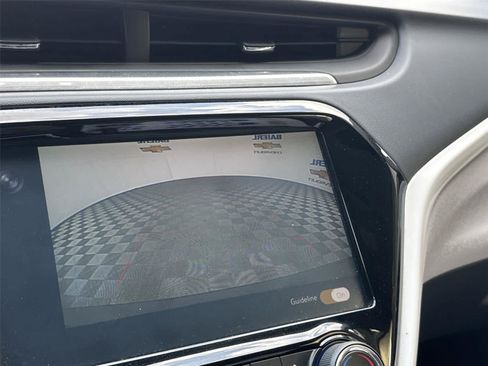 Used 2017 Chevrolet Bolt LT FWD image 17