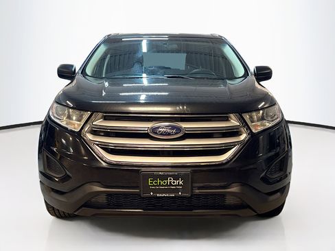 Used 2015 Ford Edge SE image 2