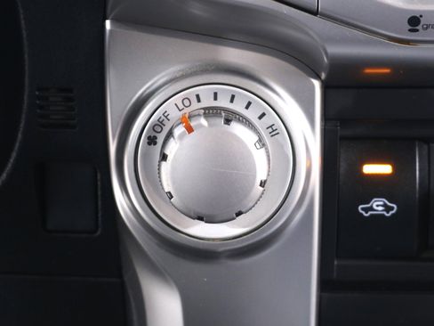 Used 2016 Toyota 4Runner SR5 image 14