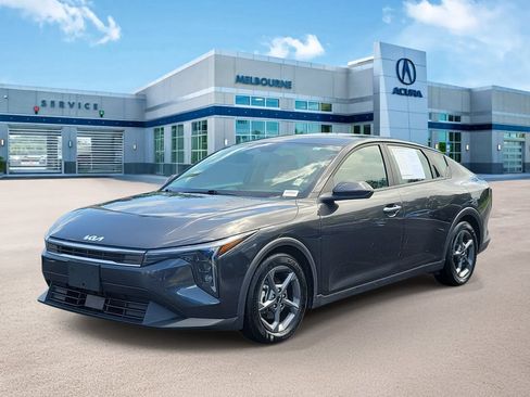 Used 2025 Kia K4 FWD image 3
