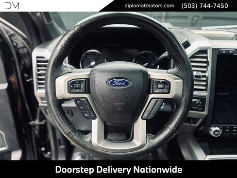 Used 2017 Ford F250 Platinum w/ Platinum Ultimate Package AWD/4WD image 34