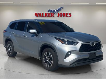 Used 2023 Toyota Highlander L