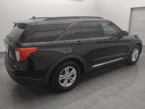 Used 2020 Ford Explorer XLT w/ Equipment Group 202A RWD image 10