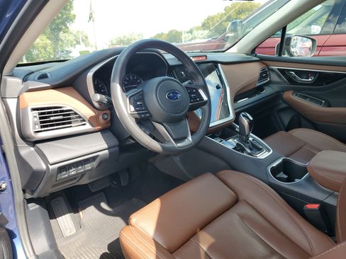 Used 2020 Subaru Outback Touring image 12