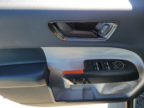 Used 2023 Ford Maverick XLT image 19