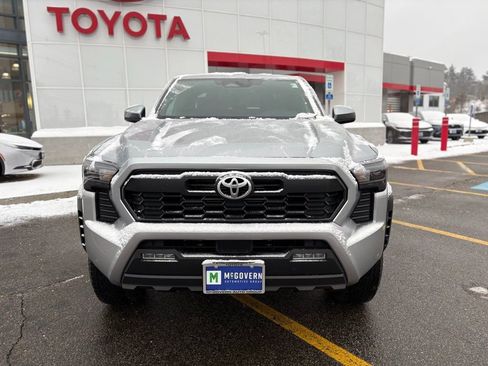 New 2025 Toyota Tacoma TRD Off-Road image 12