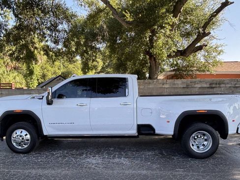 Used 2025 GMC Sierra 3500 Denali w/ Denali Reserve Package AWD/4WD image 6
