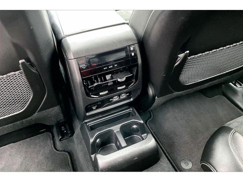 Certified 2025 Jeep Grand Cherokee L Altitude AWD/4WD image 33
