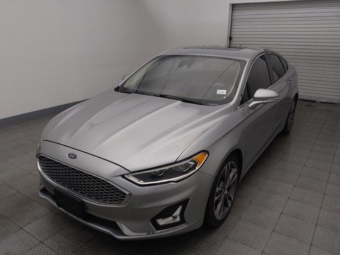 Used 2020 Ford Fusion Titanium AWD/4WD image 15